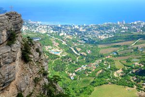 Yalta Yalta