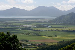 Cairns Cairns