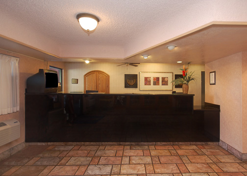 A Victory Inn & Suites - Phoenix North