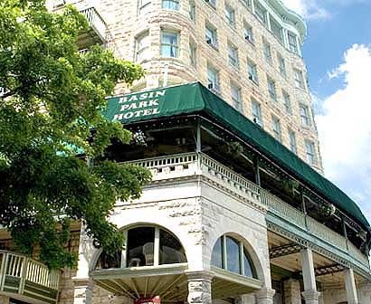 Basin Park Magnuson Grand Hotel
