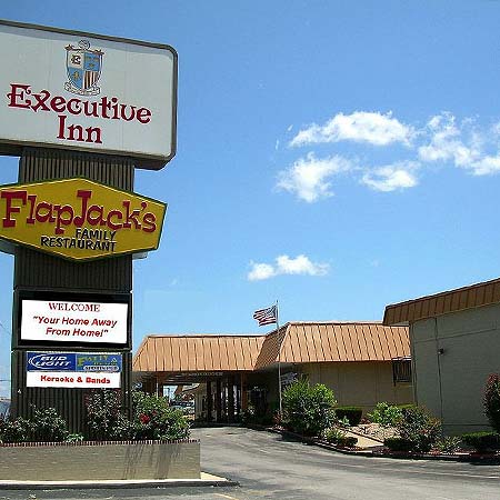Executive Inn & Suites Springdale