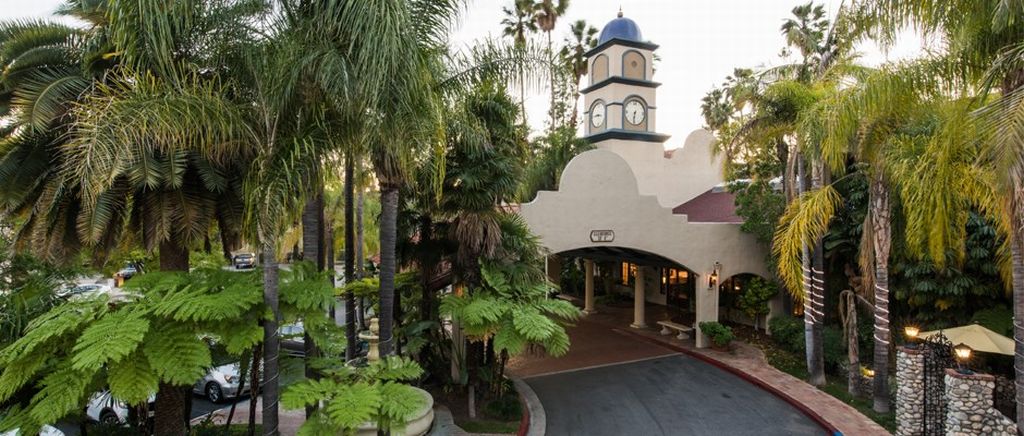 Vanllee Resort & Suites, Covina