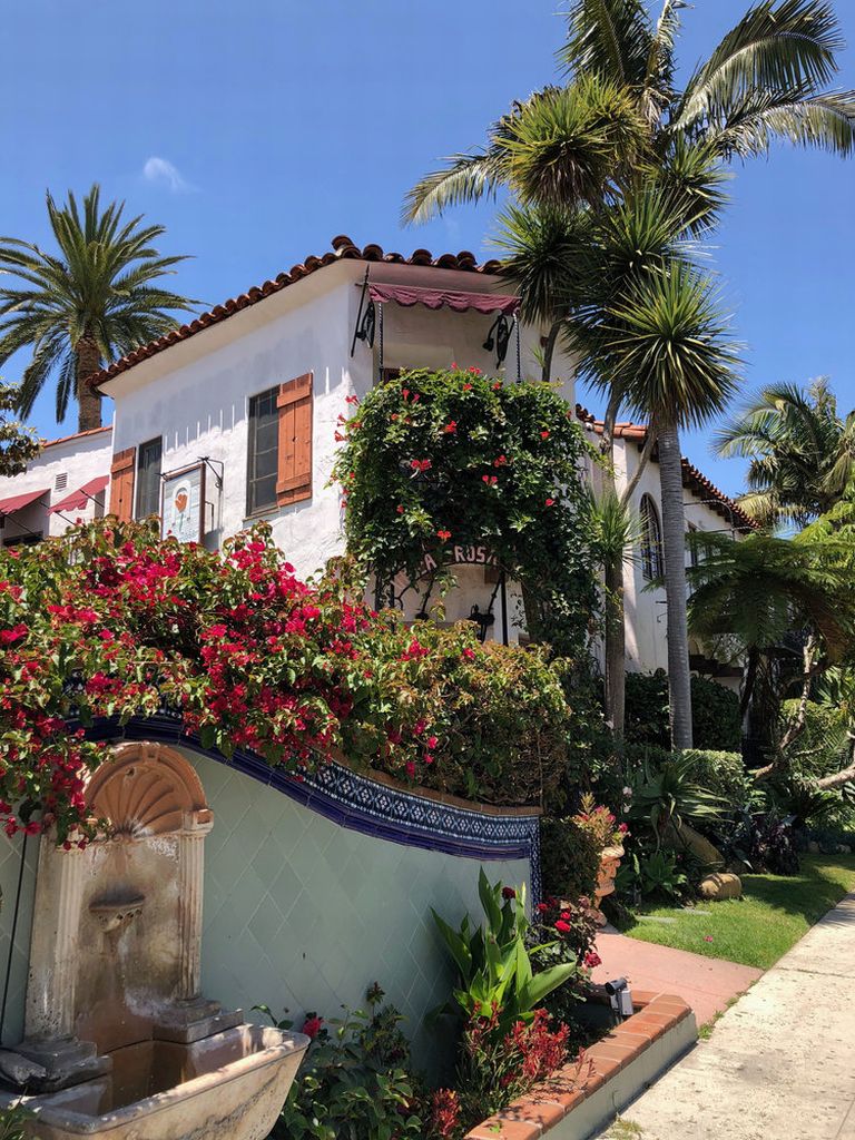Villa Rosa Inn