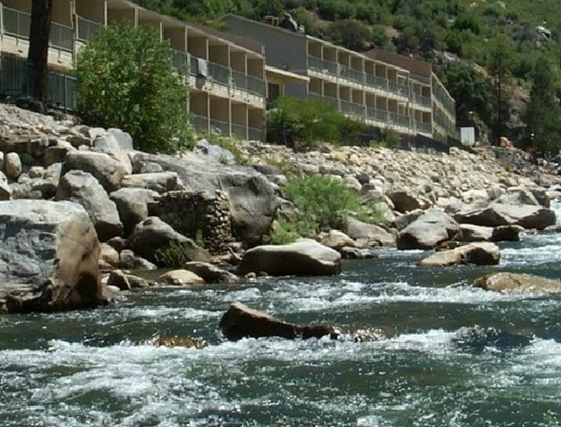 Yosemite View Lodge