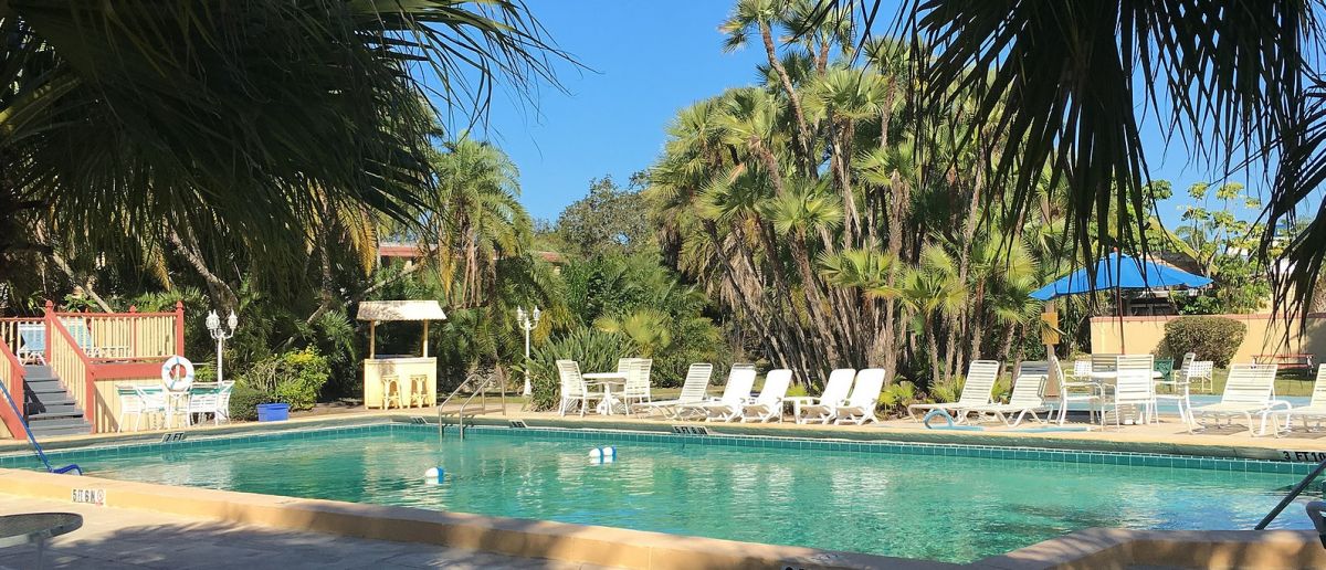 Golden Host Resort
