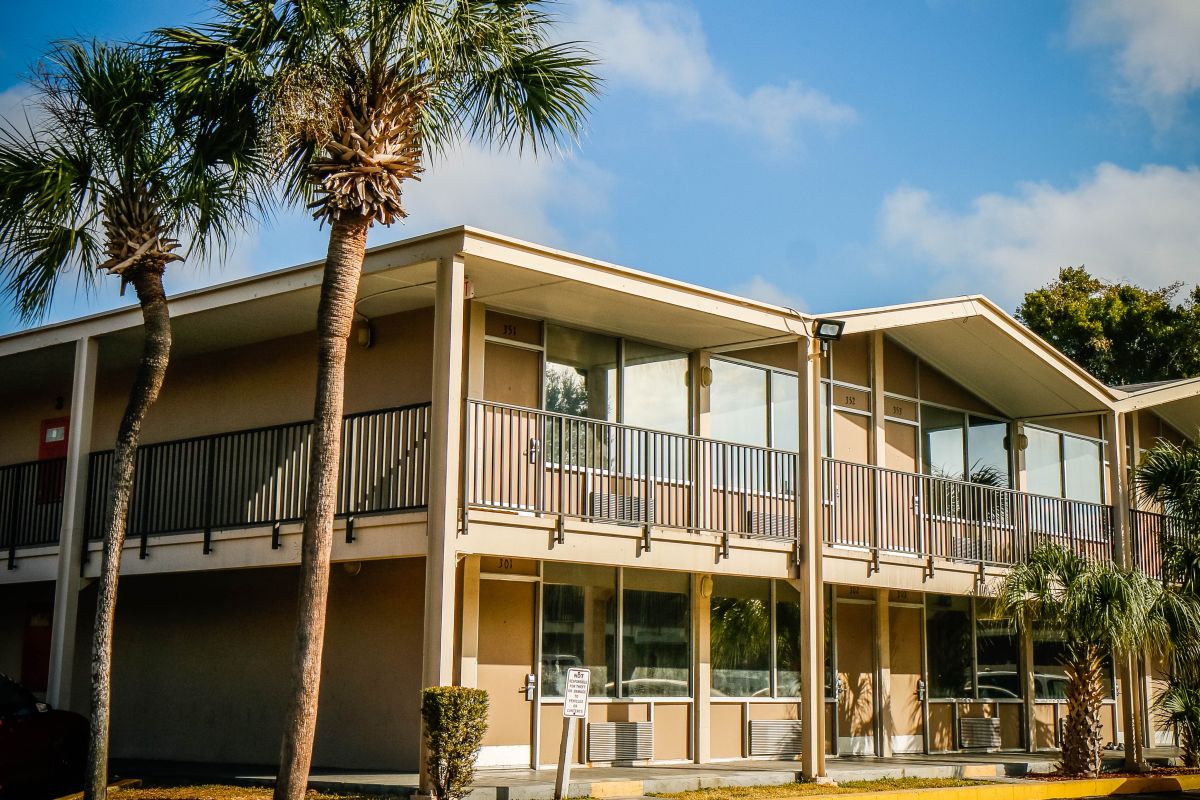 HomeSuiteHome Extended Stay Suites