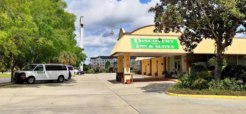 Discovery Inn & Suites Lafayette