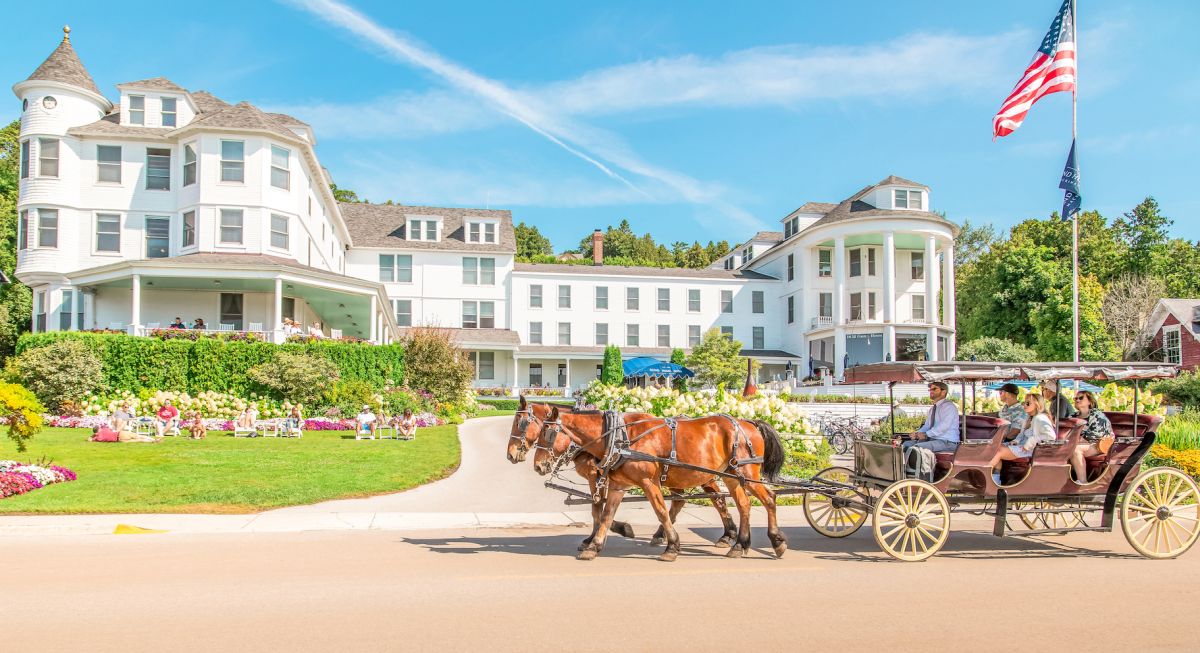 Island House Hotel