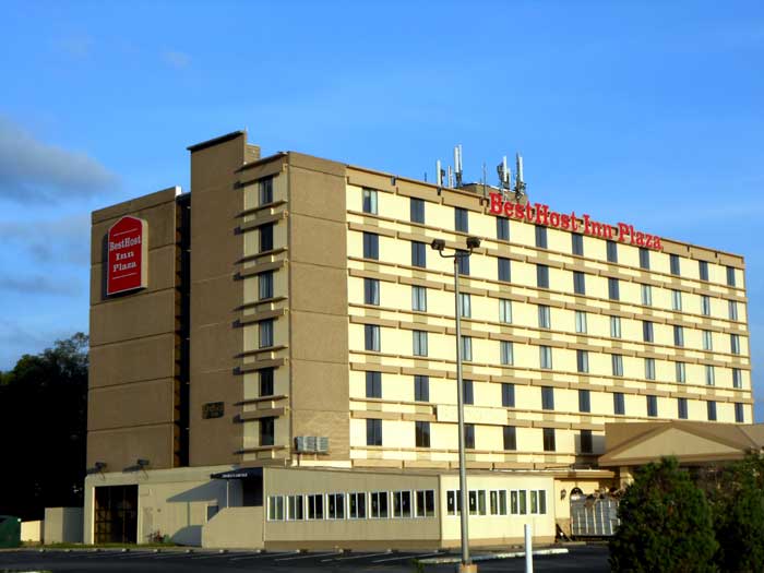 Best Host Inn Plaza Kansas City South