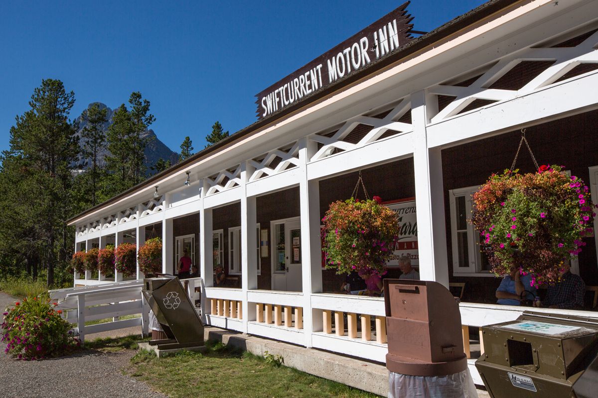 Swiftcurrent Motor Inn & Cabins