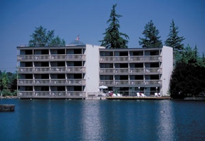 Lakeshore Inn