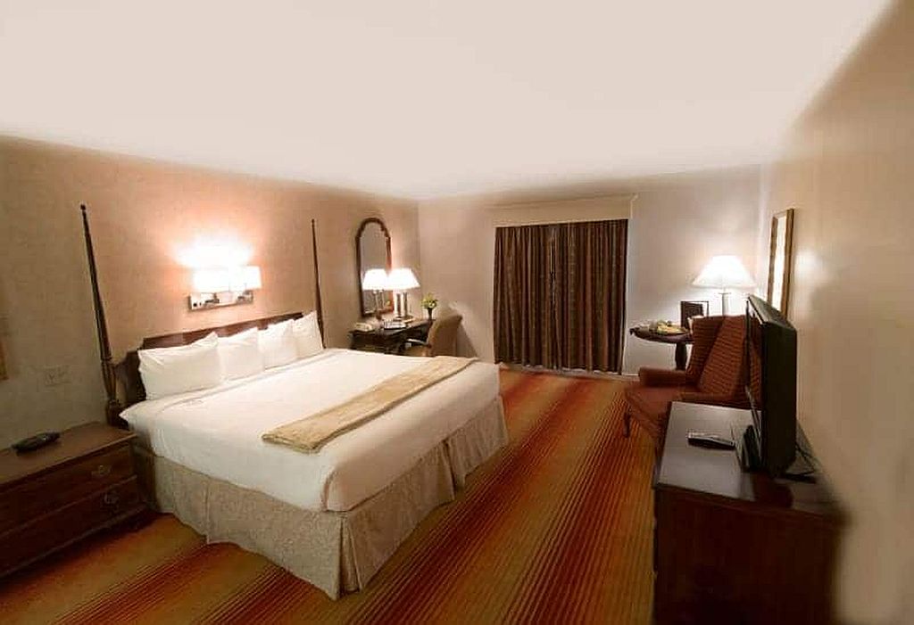 Inn at Reading Hotel & Conference Center