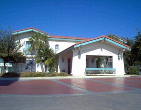 Super 8 by Wyndham Eagle Pass