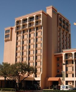 Love Field Hotel and Suites