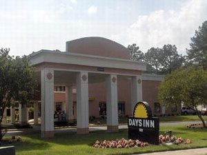 Days Inn Central