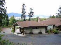 Ship Harbor Inn