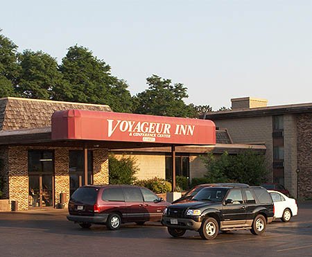 Voyageur Inn & Conference Center