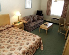 Coast Calgary University Area Hotel