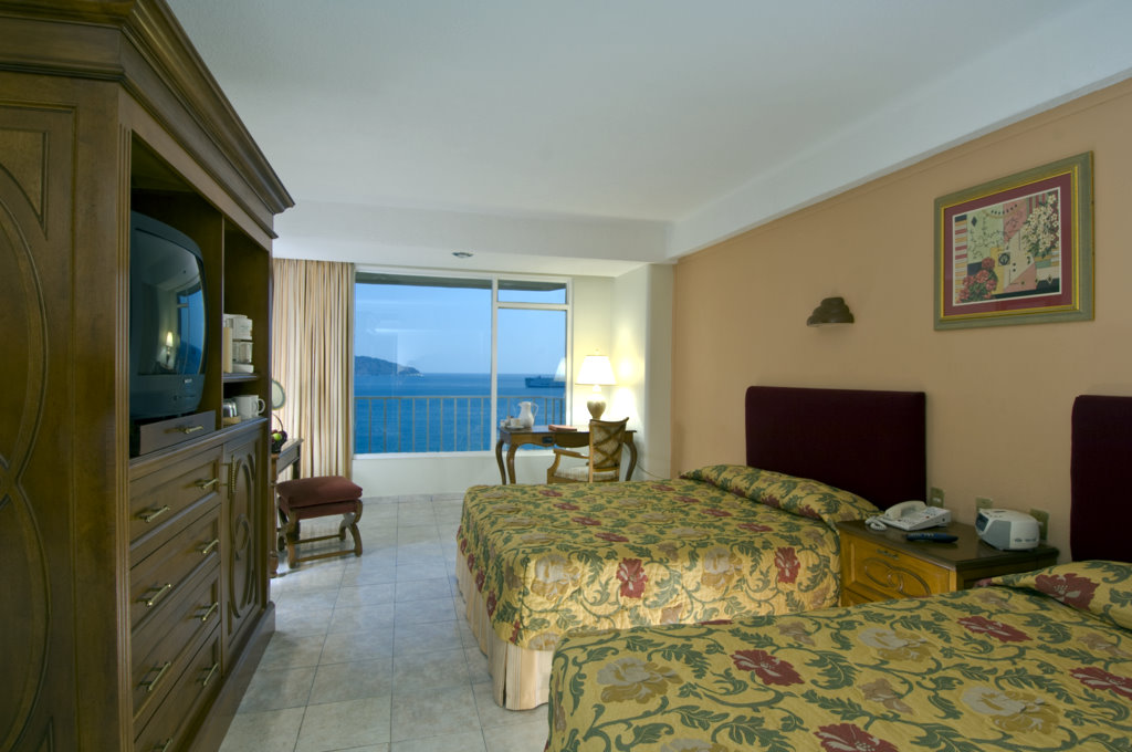 Avalon Excalibur Acapulco