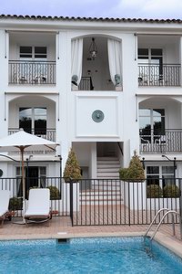Les Vergers de St Paul - Hotel De Charme