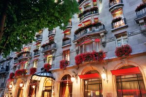 Hotel Plaza Athenee Paris