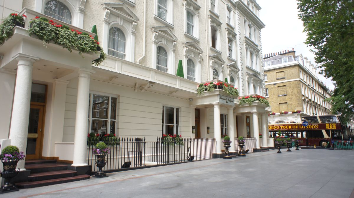 Westpoint Hotel