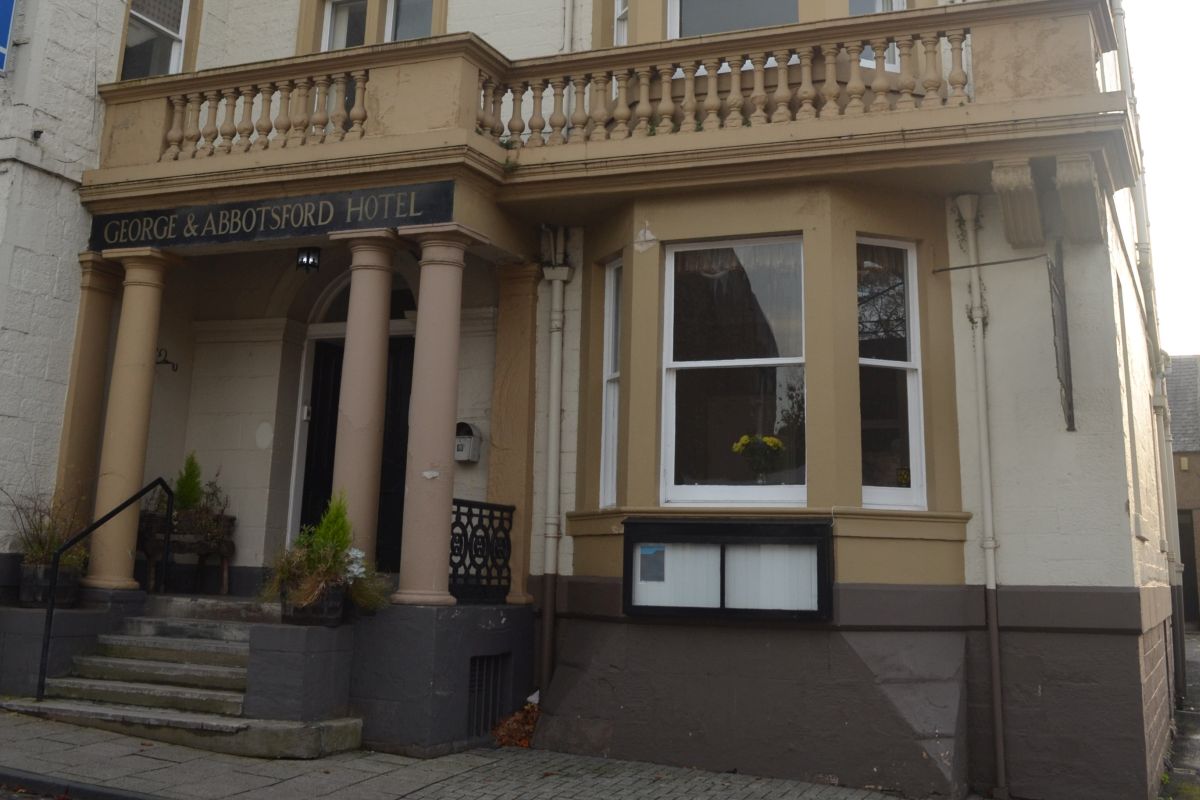 George & Abbotsford Hotel