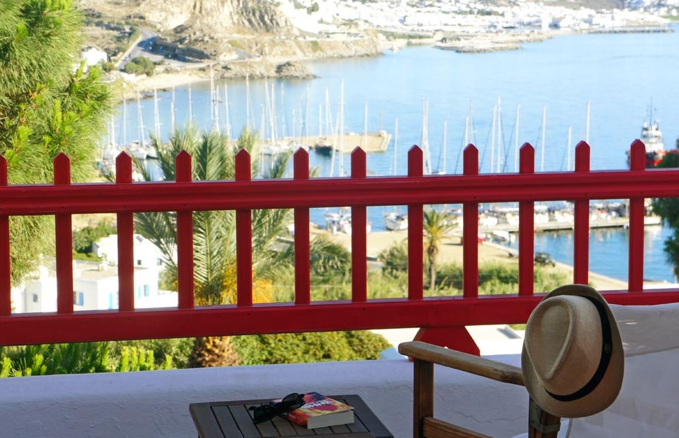 Rhenia Hotel & Bungalows