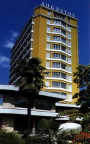Augustus Hotel