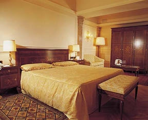 Villa Cortine Palace Hotel