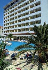 Carcavelos Beach Hotel