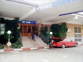 Tryp Alcano