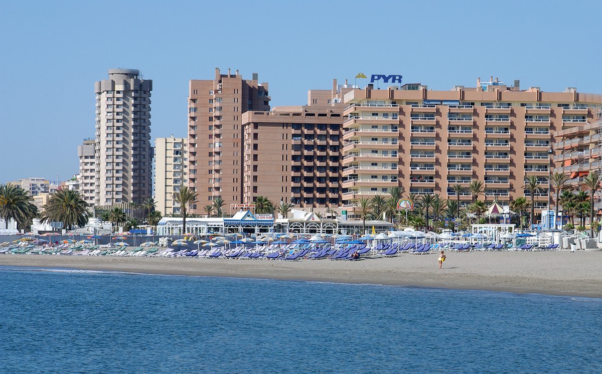 Pyr Fuengirola Aparthotel