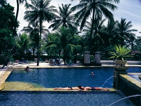 Legian Beach Hotel