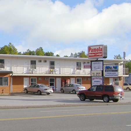 Pamola Motor Lodge