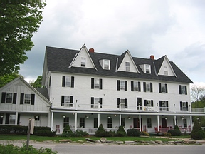 Echo Lake Inn