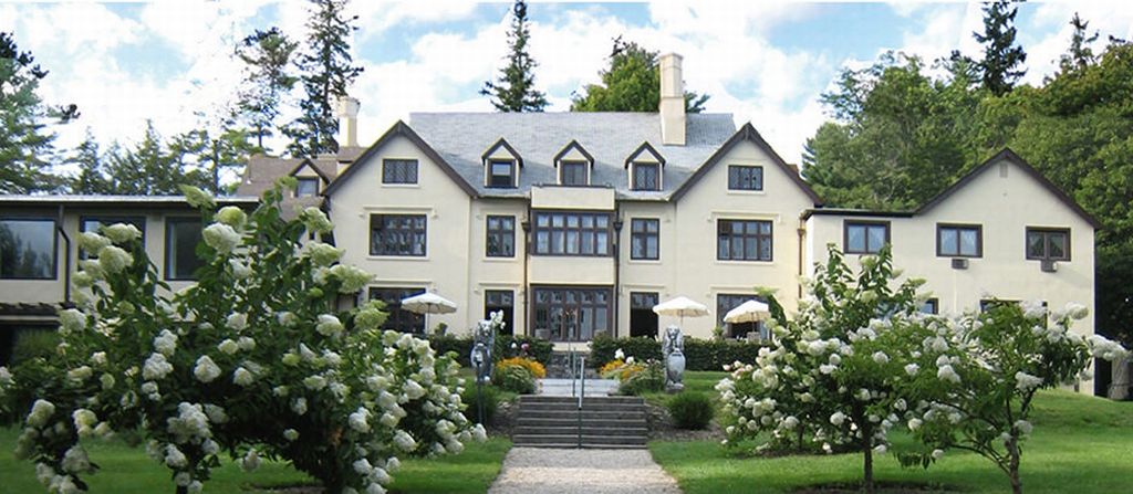 Seven Hills Inn