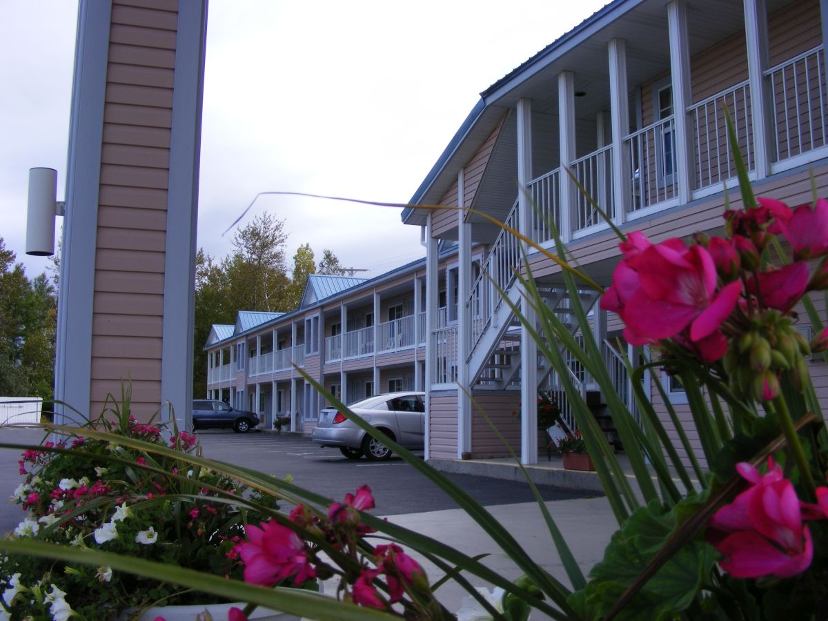 Great Lakes Inn