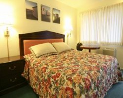 Bay Breeze Inn