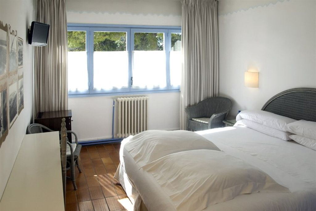 Cesar Hotel