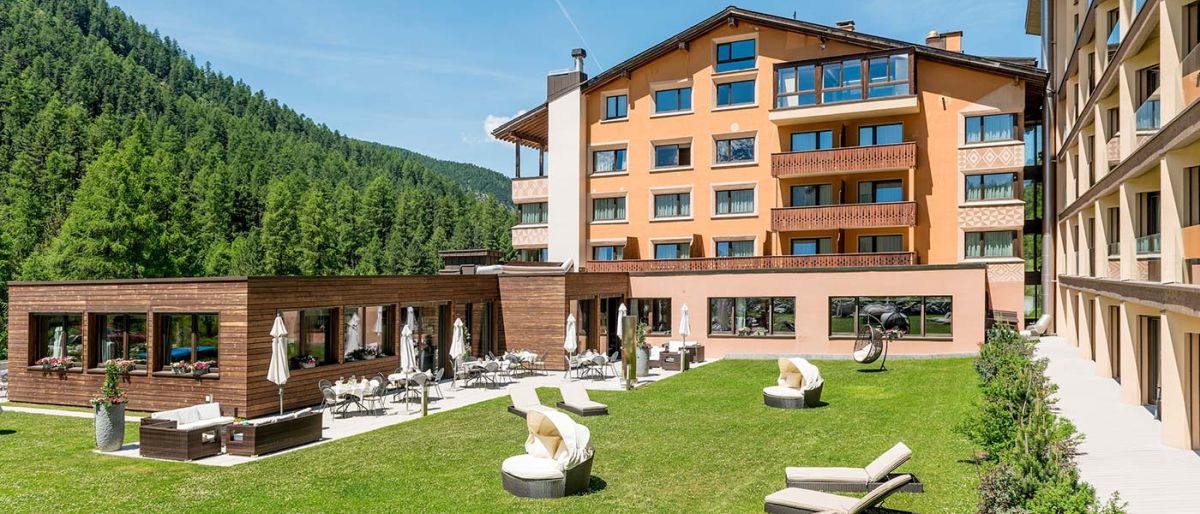 Palue Hotel