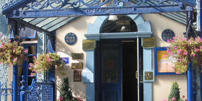 The Club House Hotel