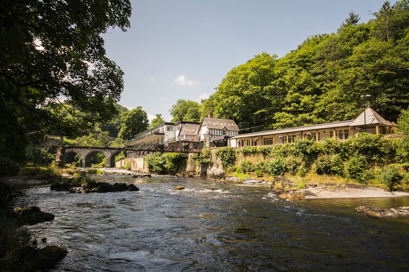 Chain Bridge Hotel