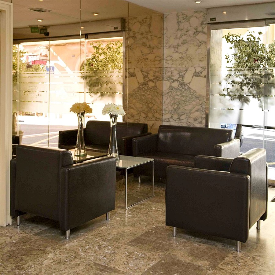 Leuka Hotel