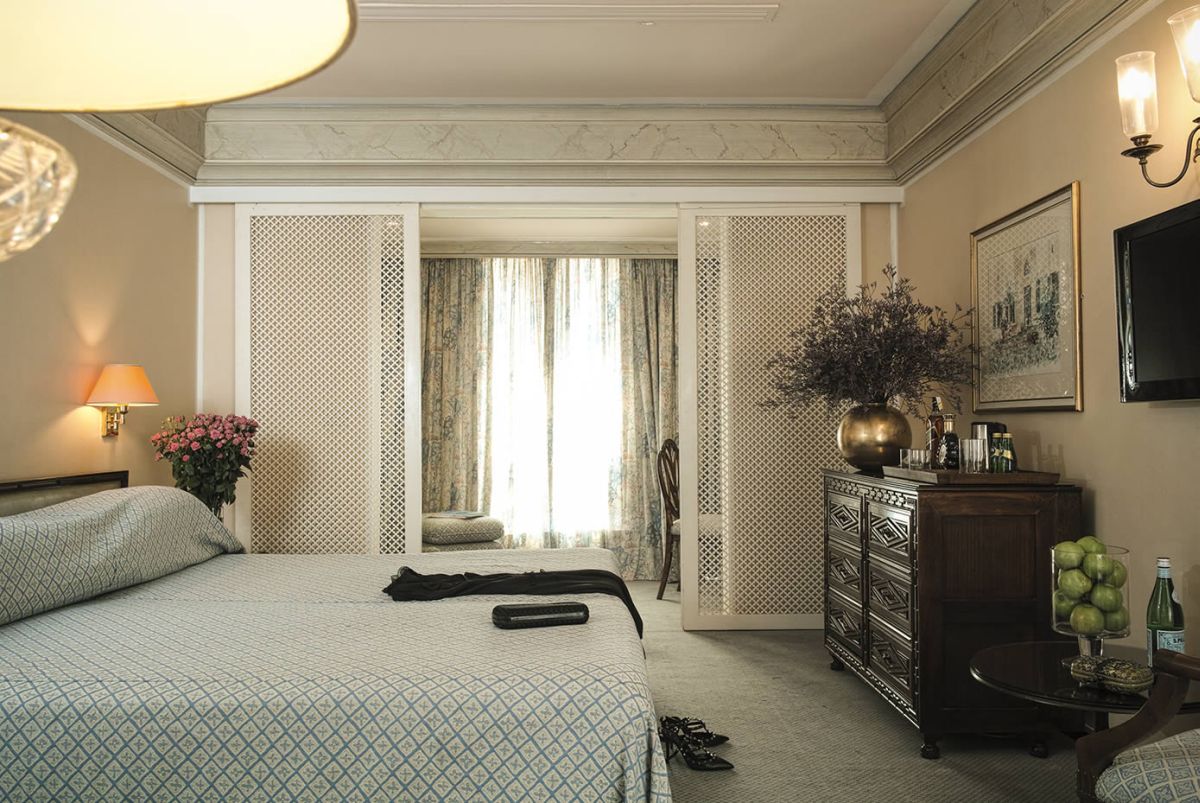 Al Bustan Hotel