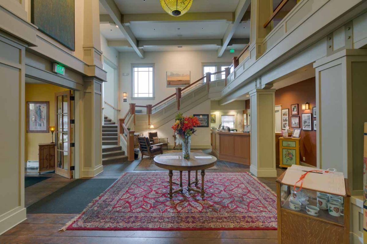 Hotel McCall