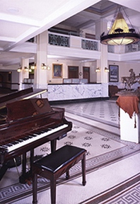 Historic Plains Hotel