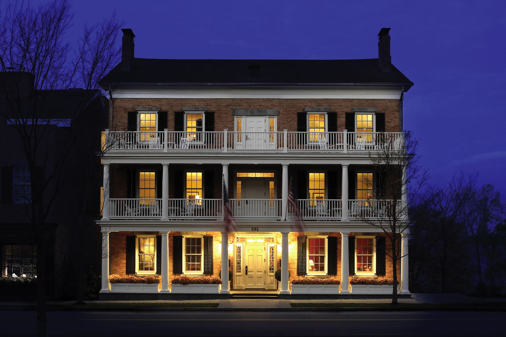The Aurora Inn