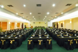 Singgasana Hotel Surabaya