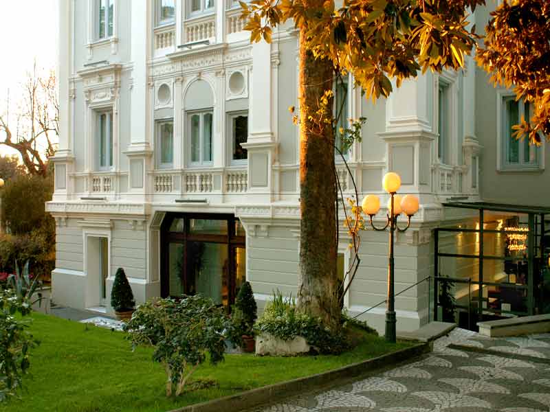 Hotel Flora